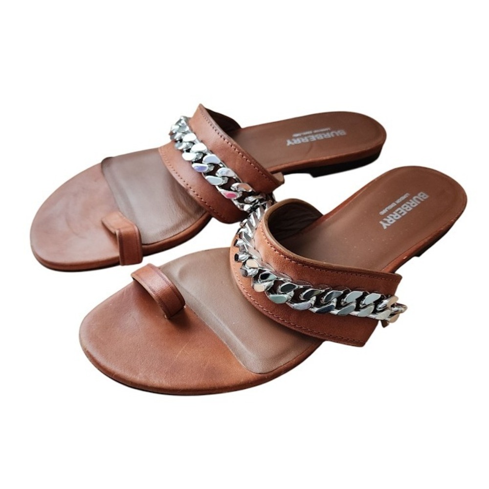 BURBERRY LONDON Heidi Chain Sandals Resort Leather Toe-Ring in Brown Size 39